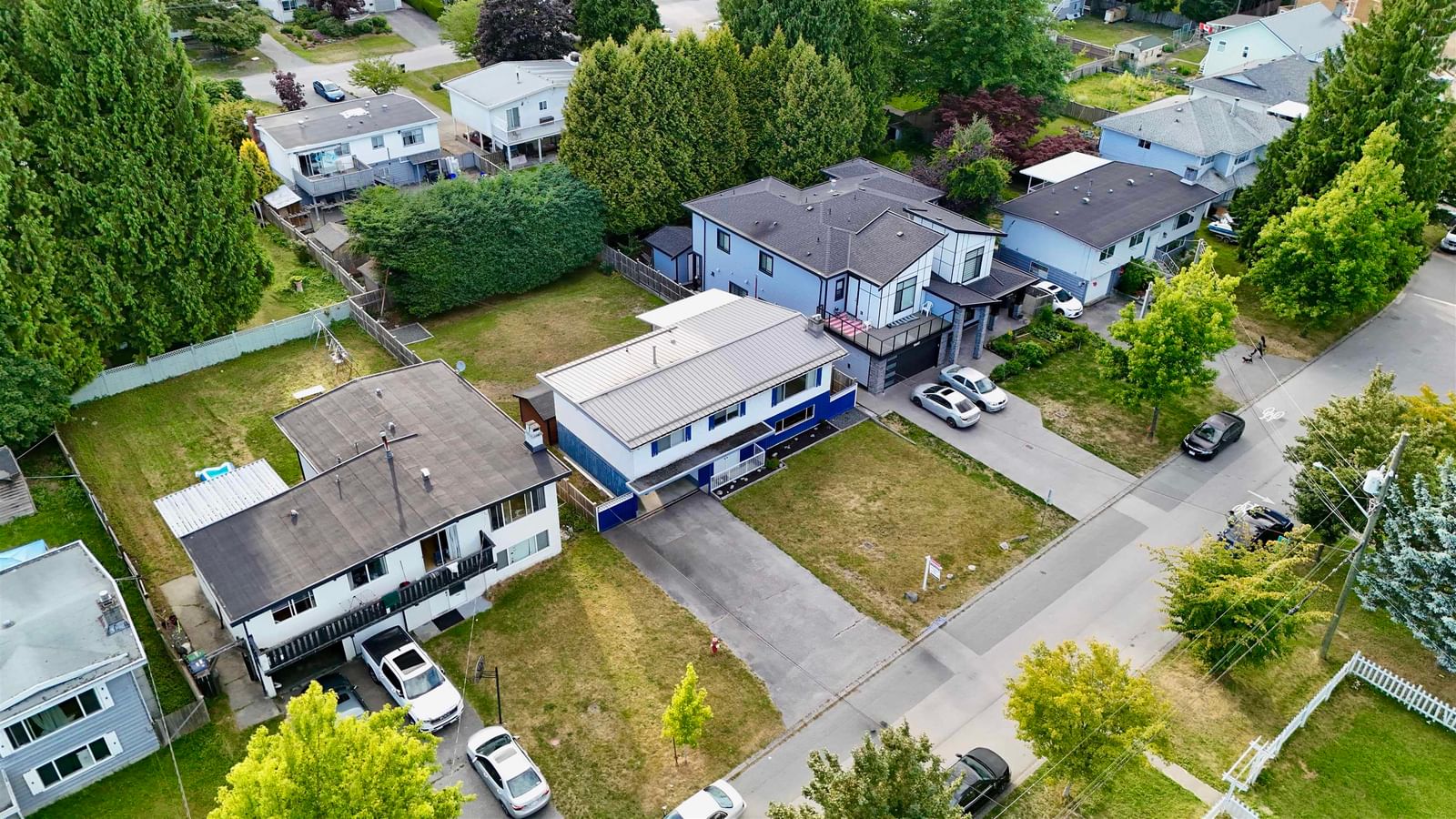 Listing Image 40