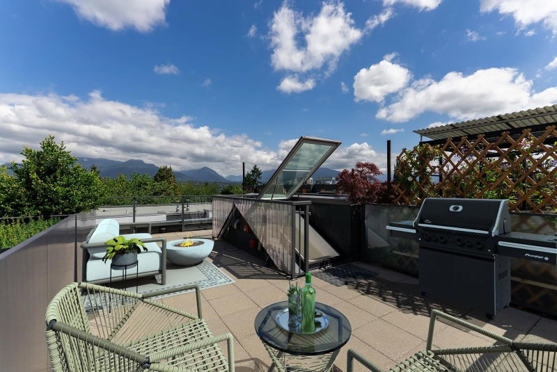 637 Victoria Drive
