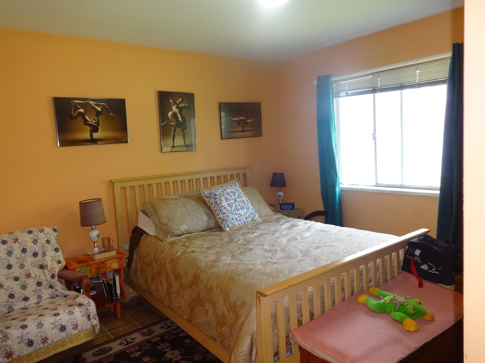 Listing Image 6