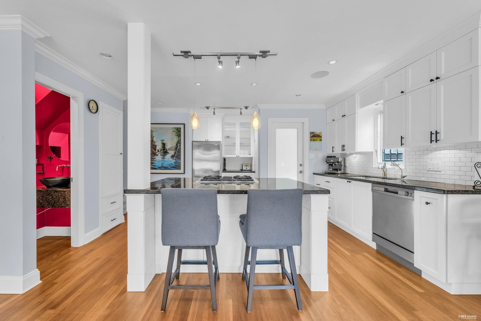 Listing Image 15