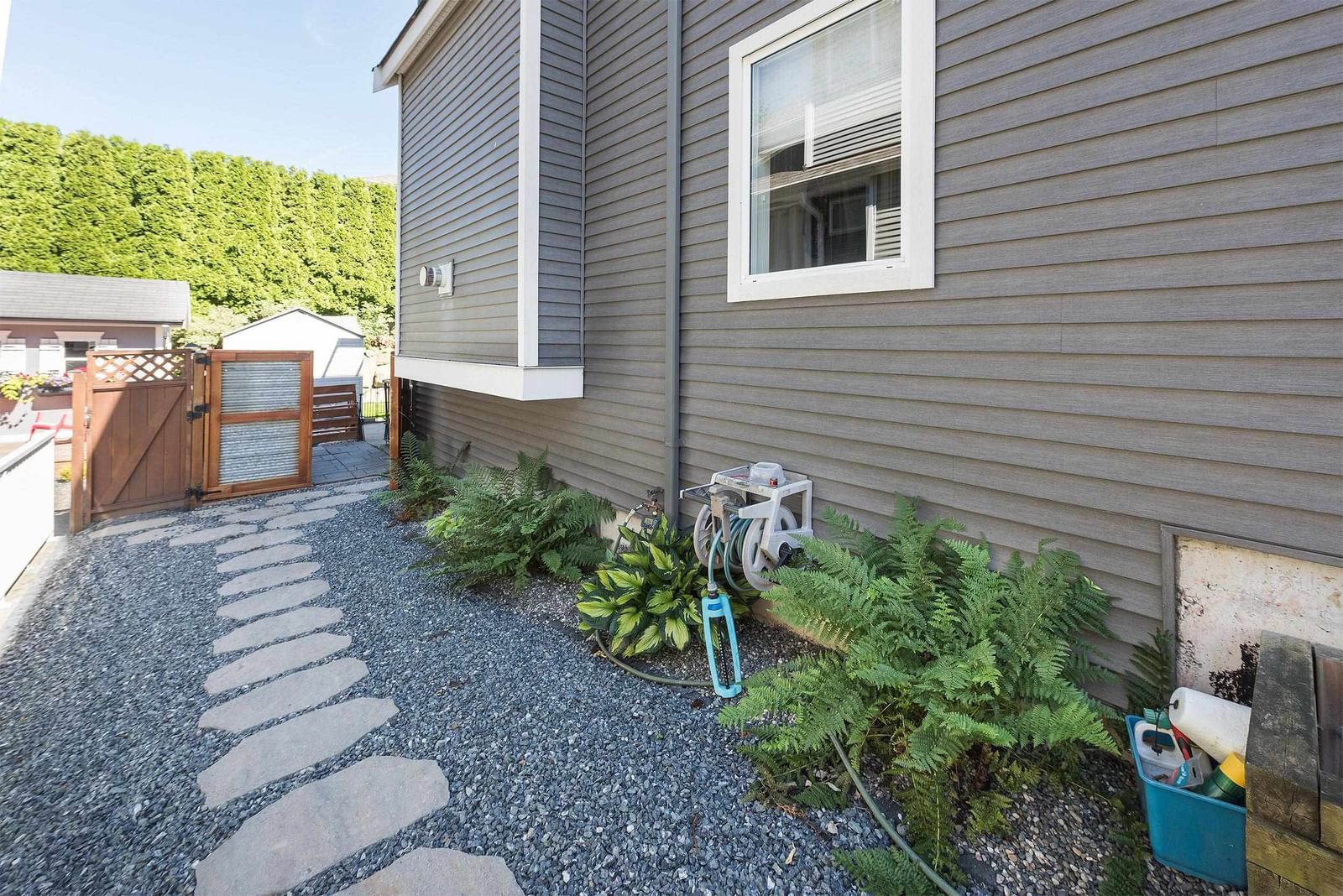 Listing Image 27