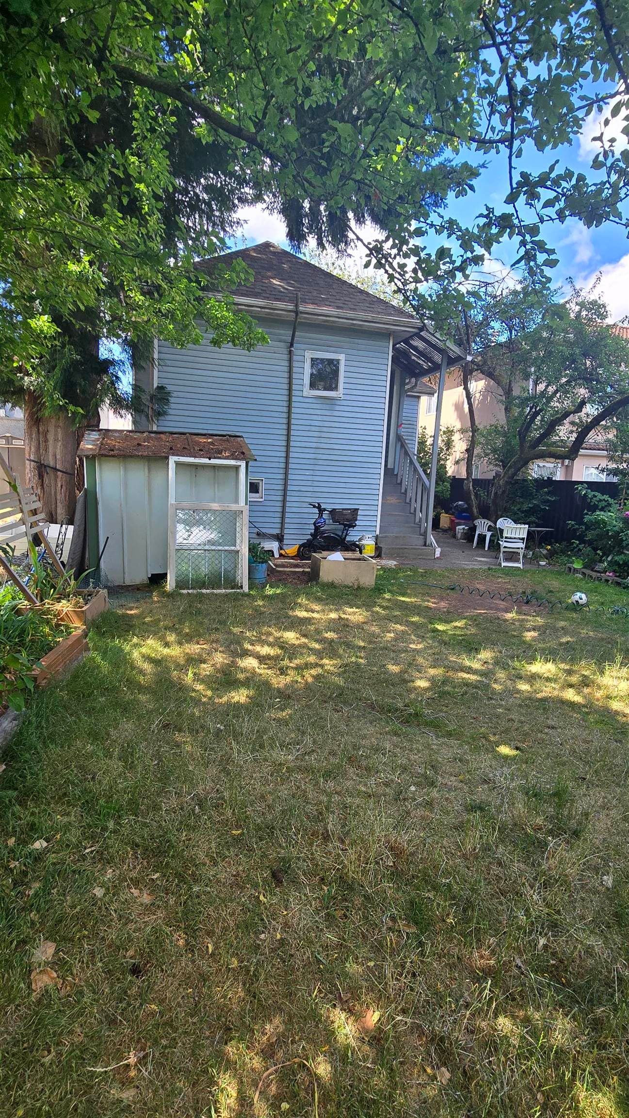 Listing Image 12