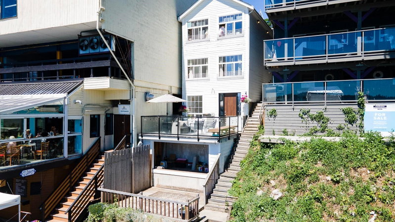416 Marine Drive