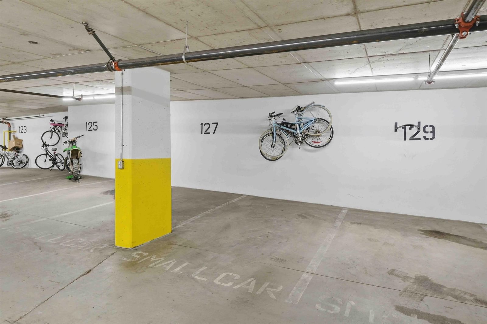 Listing Image 33