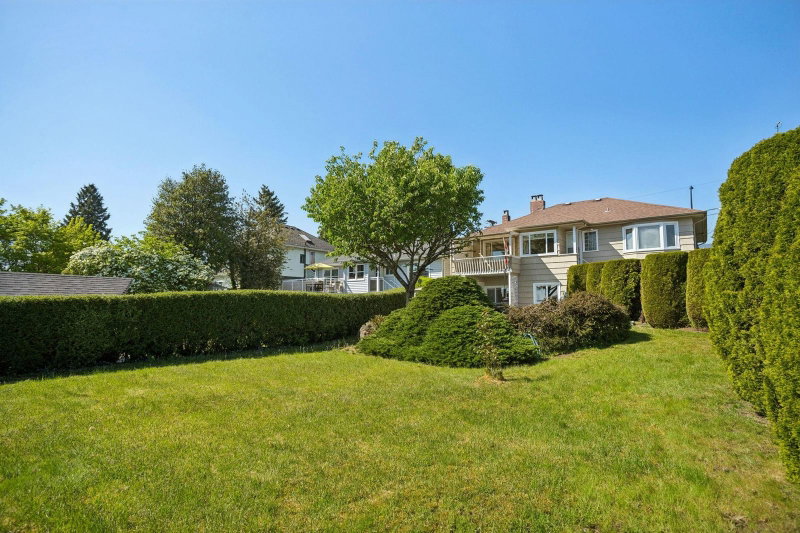 657 Keith Road E