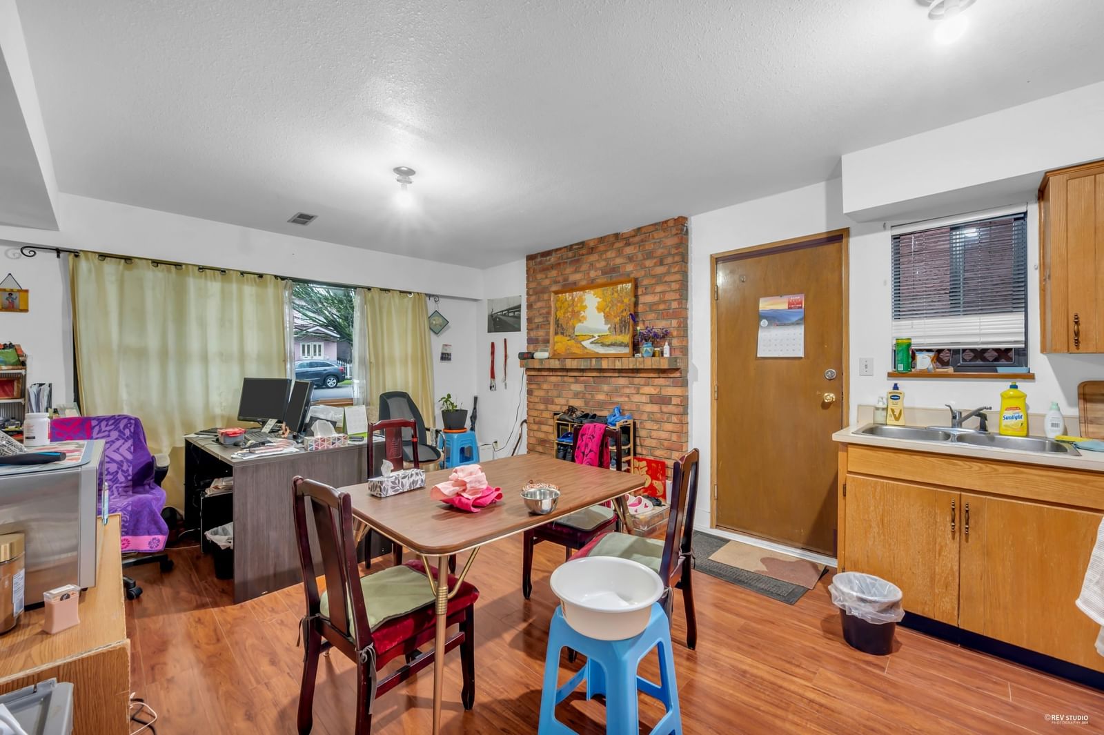 Listing Image 19
