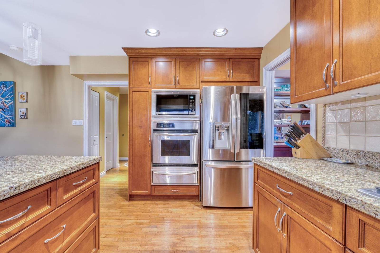Listing Image 20