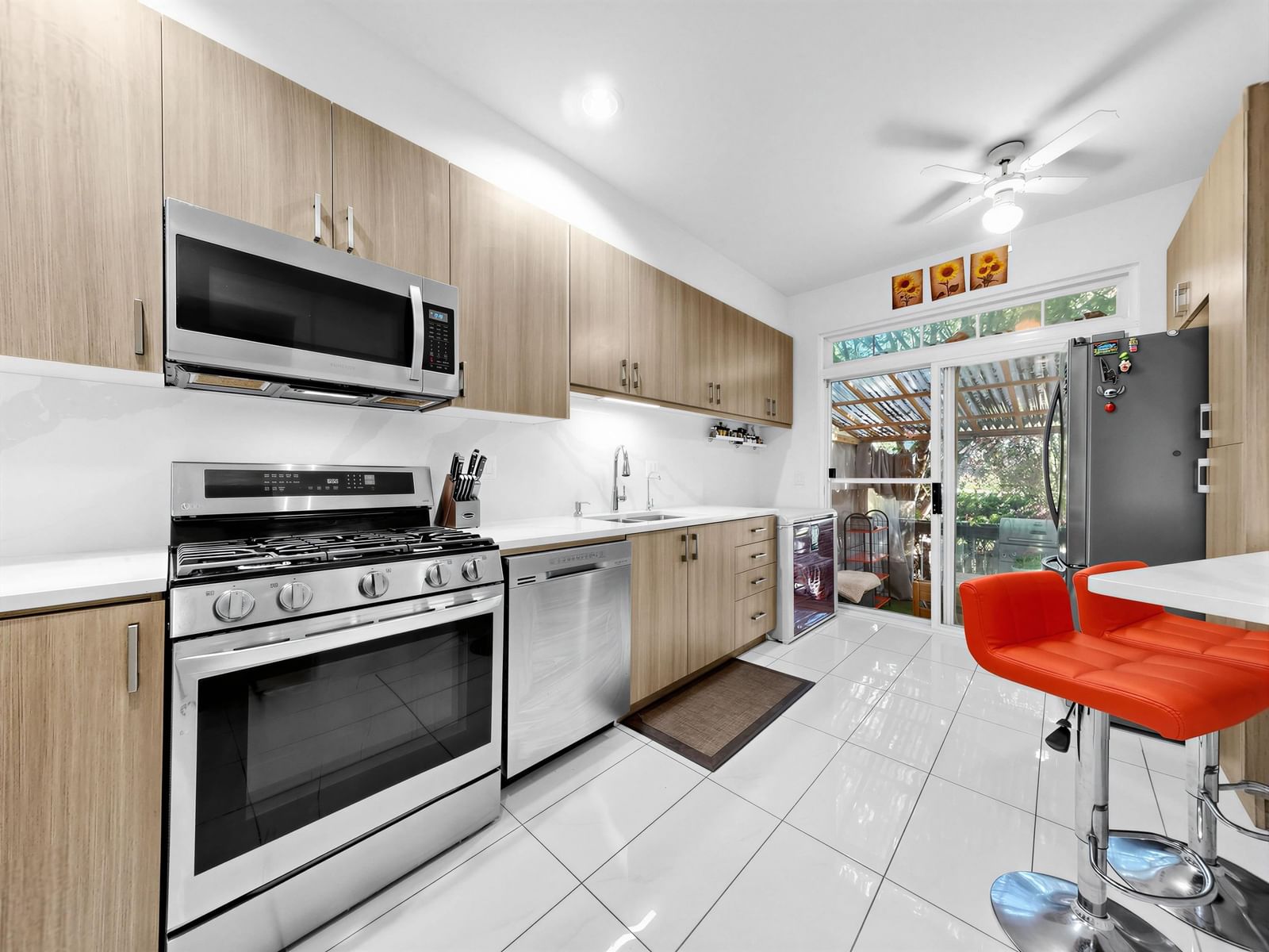 Listing Image 18
