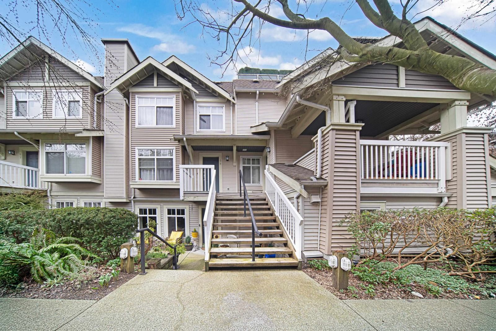 Listing Image 16