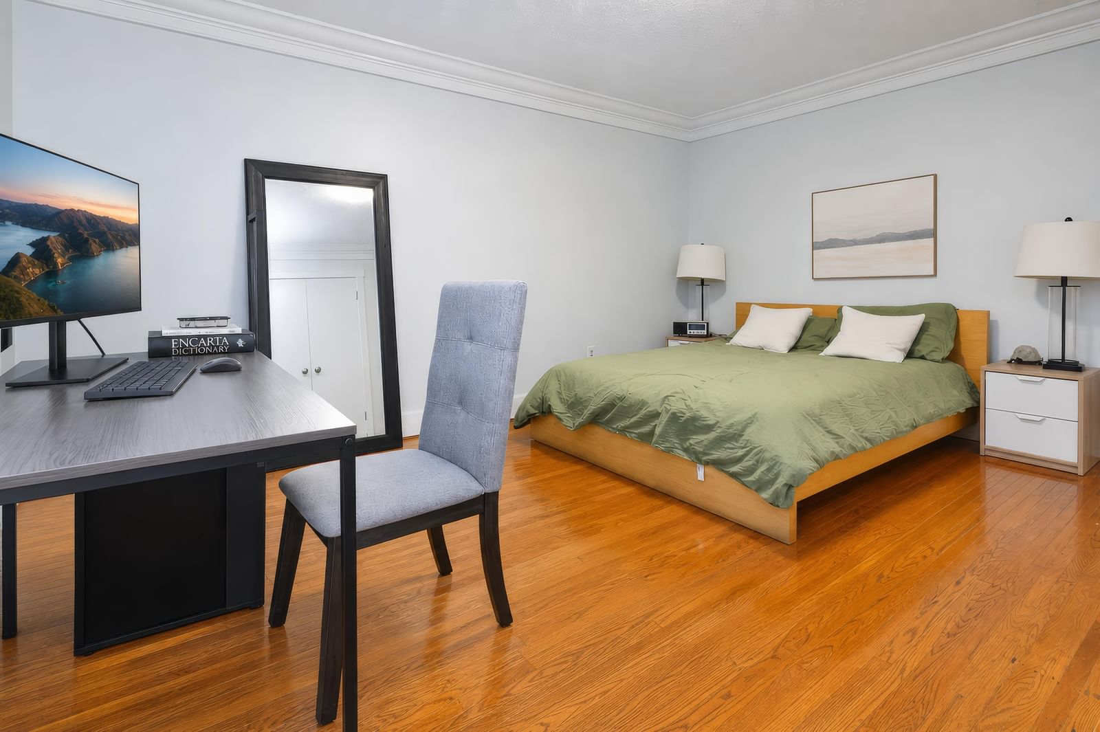 Listing Image 10
