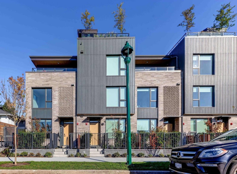 185 - 815 49th Avenue W