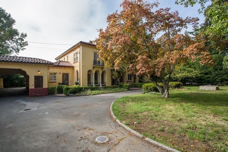 1850 Marine Drive SW
