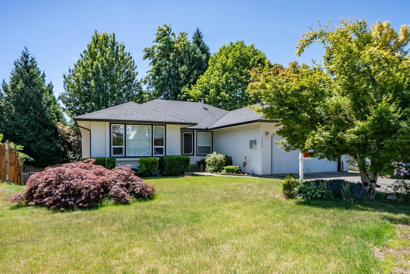 8258 Wharton Place, Mission, British Columbia