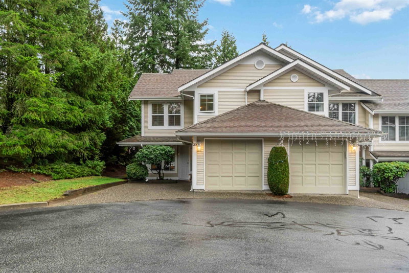 30 - 2590 Panorama Drive