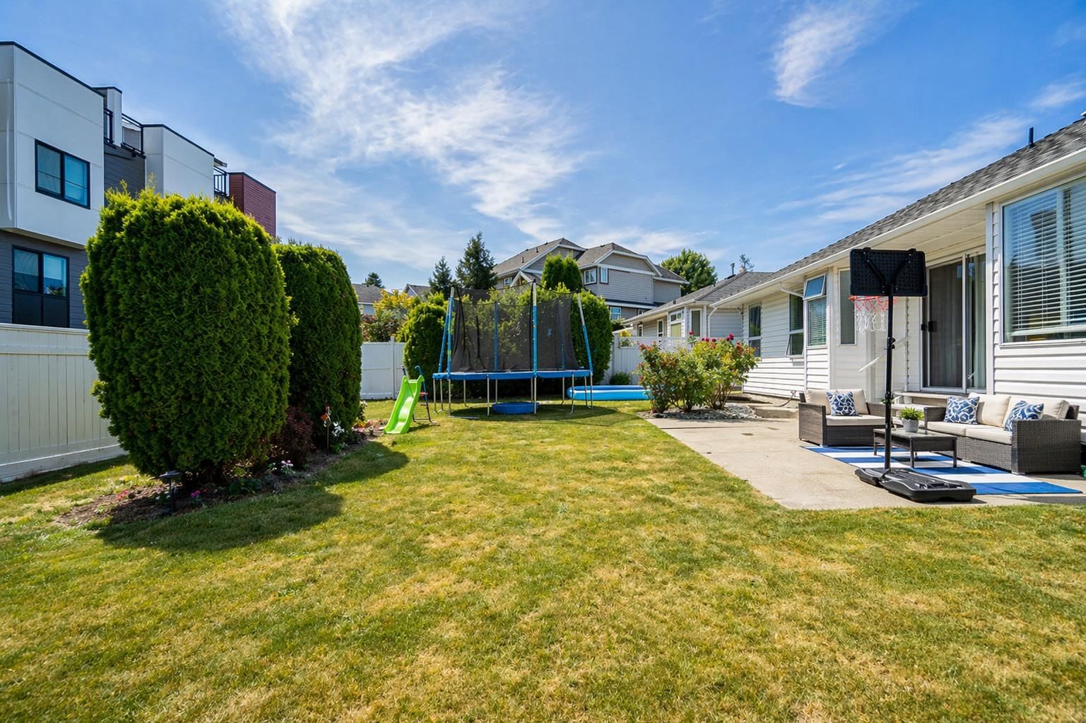 Listing Image 16