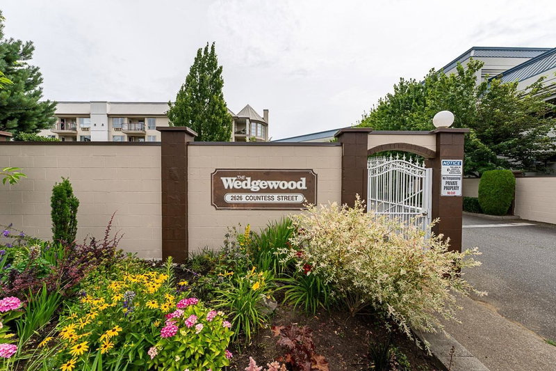 314 - 2626 Countess Street
