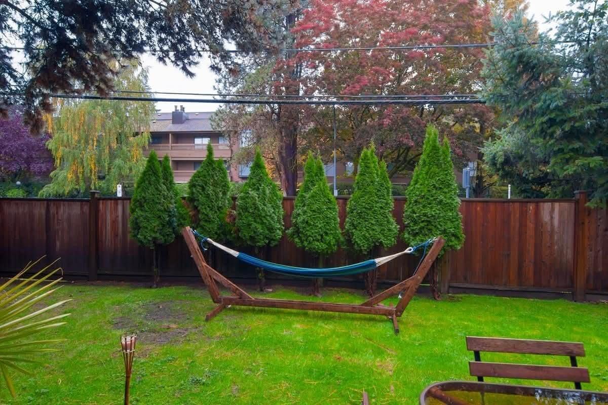 Listing Image 8