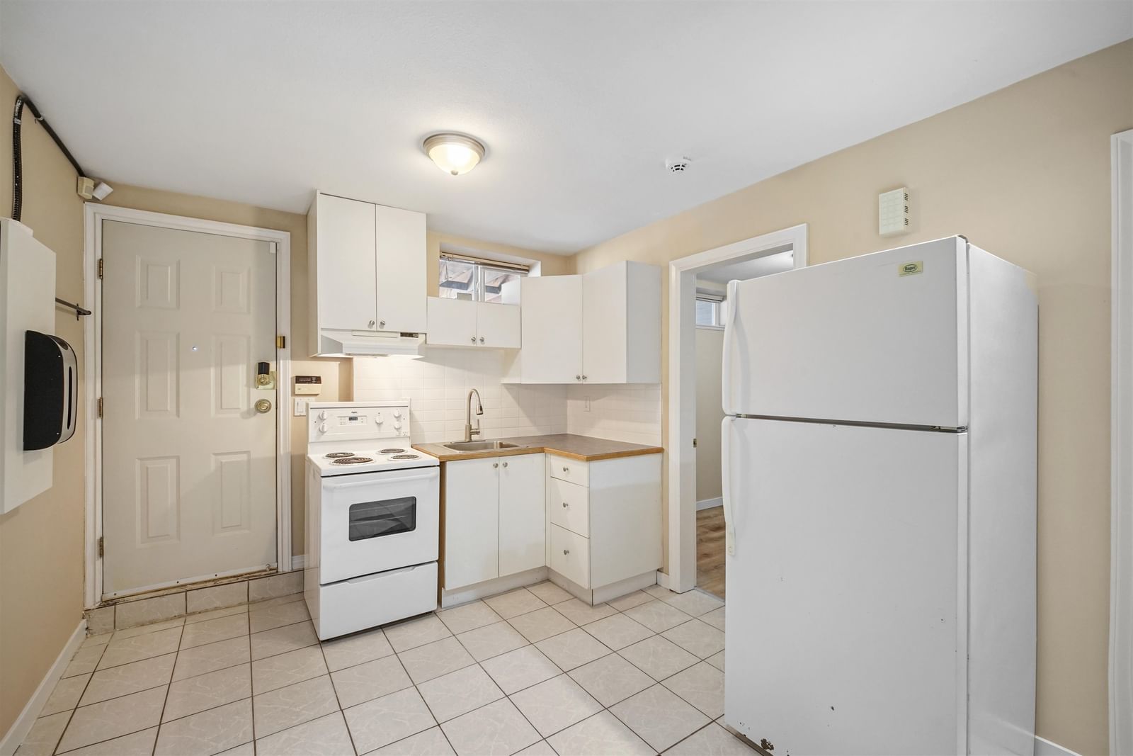 Listing Image 25