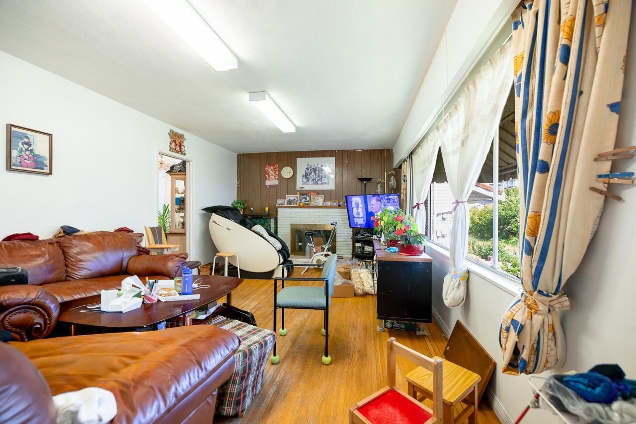 Listing Image 13