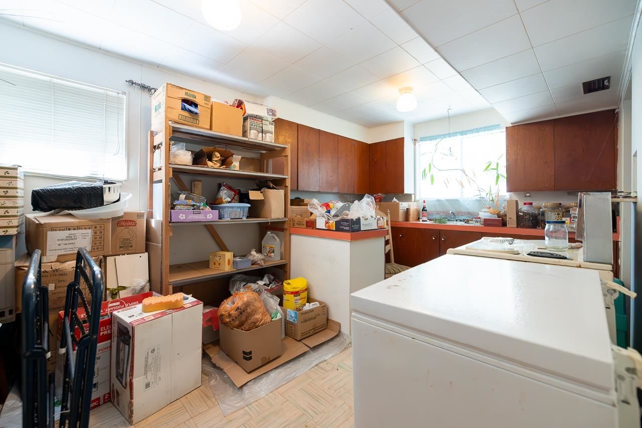 Listing Image 14