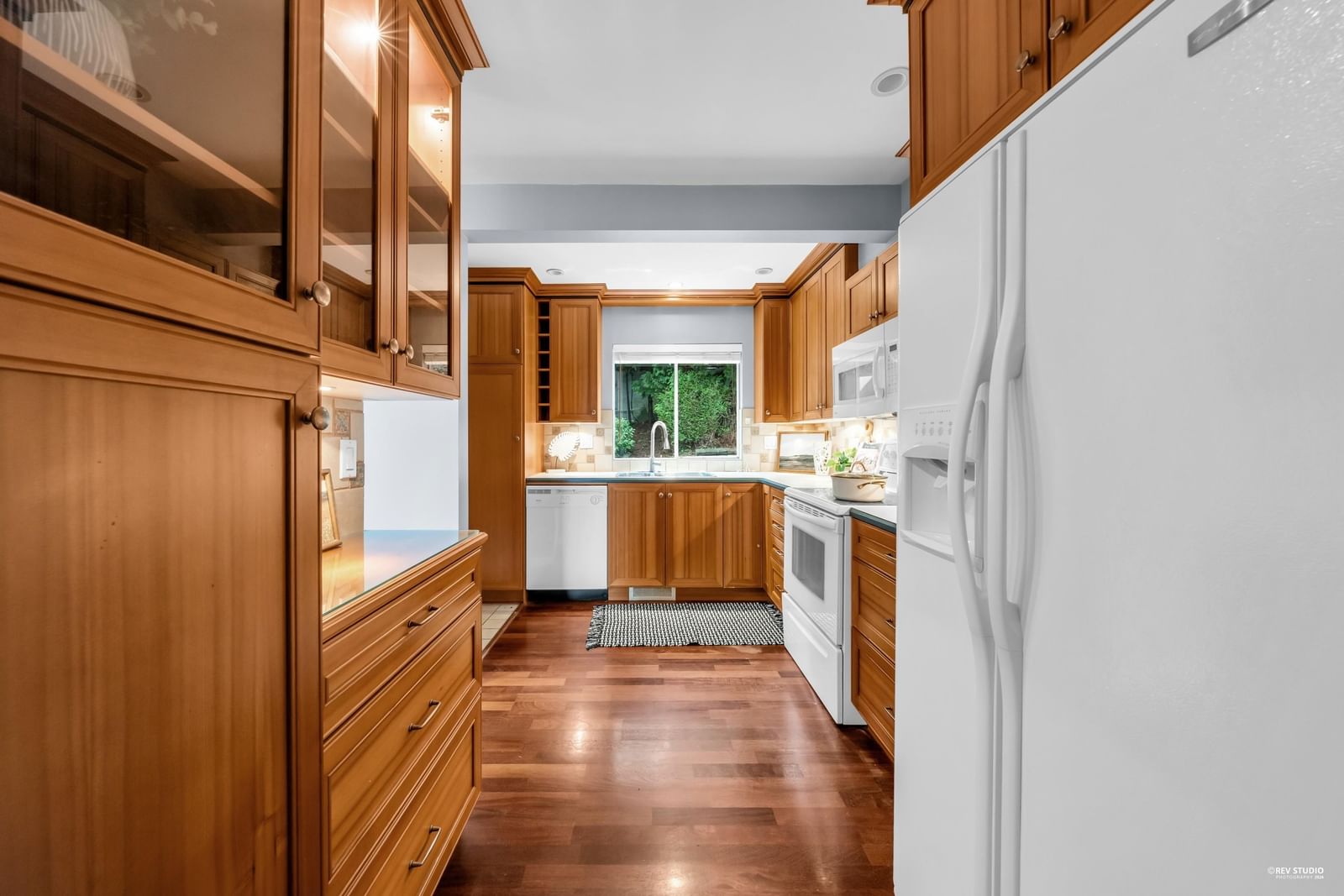 Listing Image 16