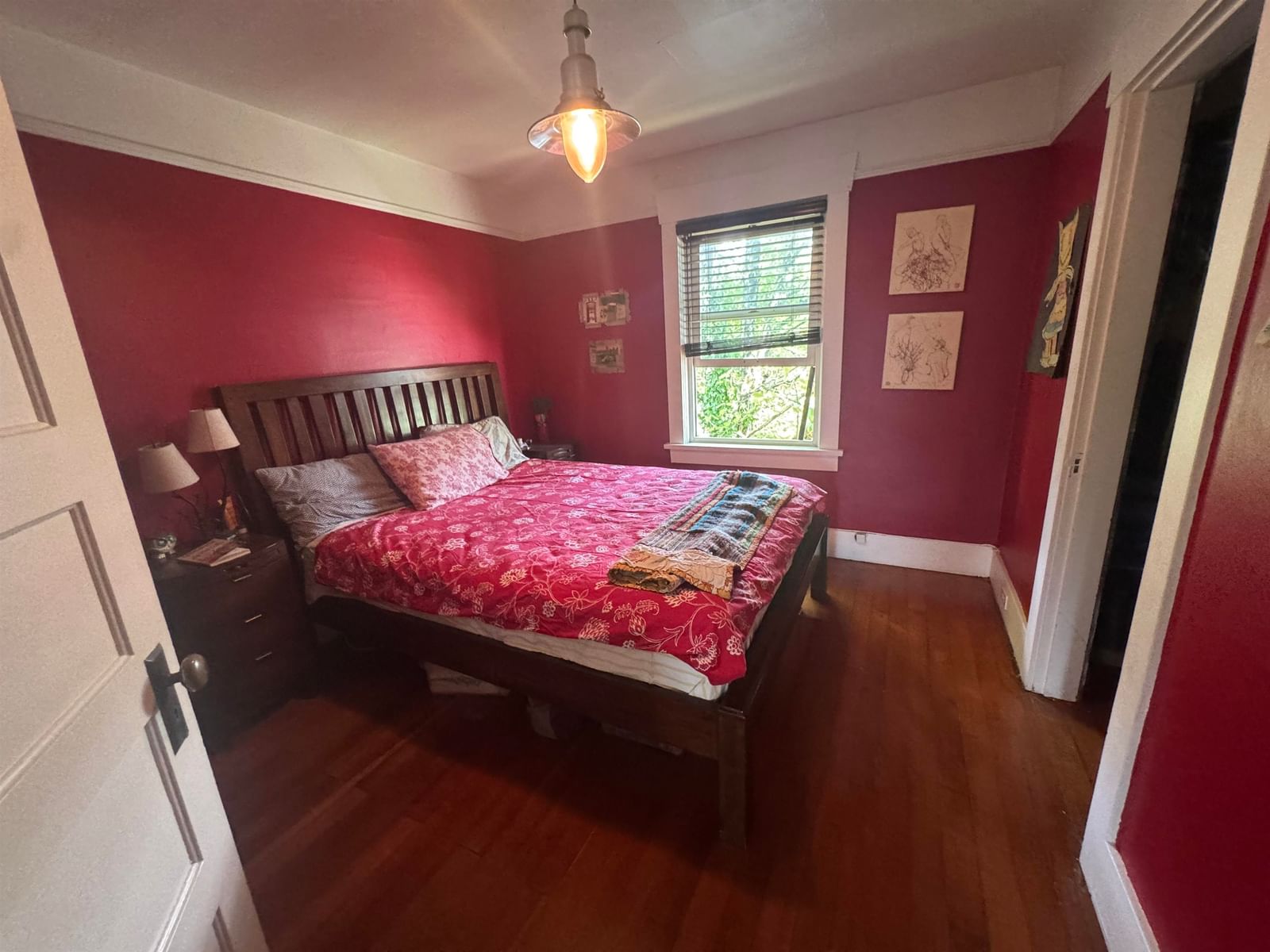 Listing Image 17