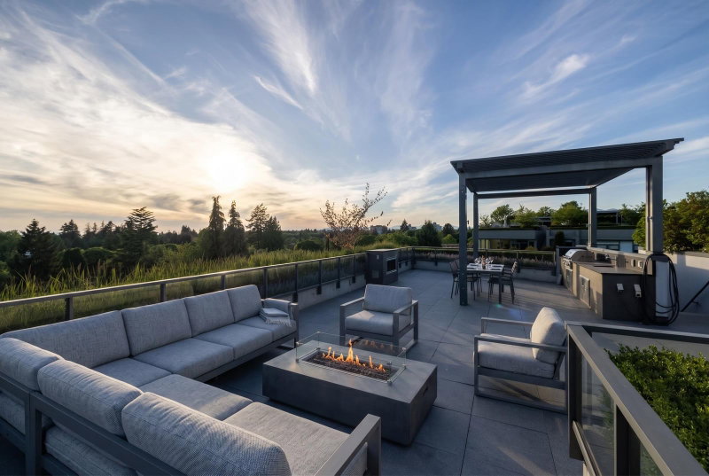 501 - 2102 48th Avenue W