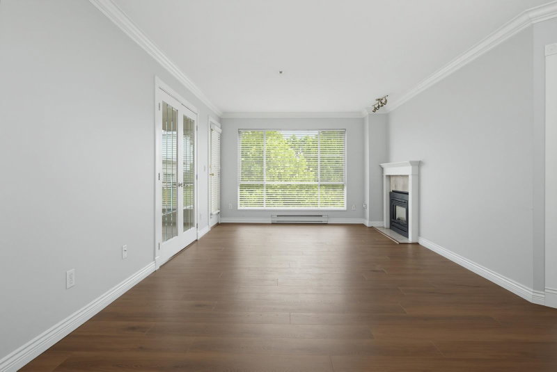 438 - 32830 George Ferguson Way