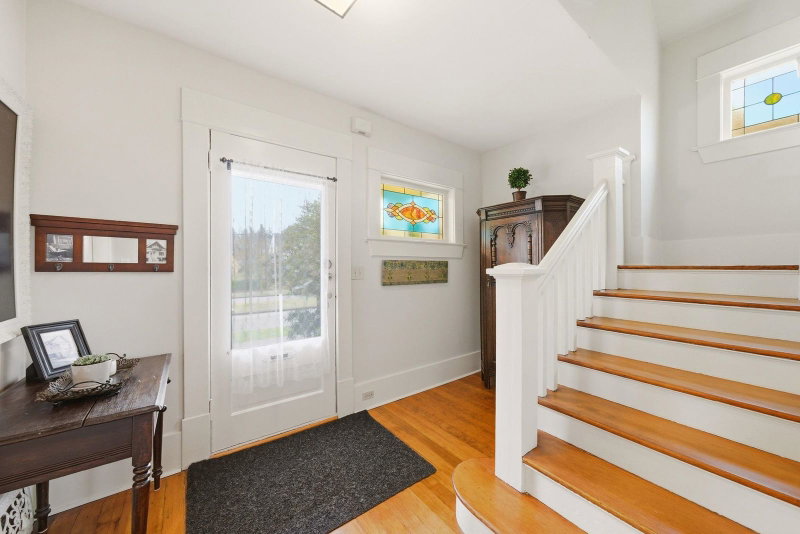416 Second Street
