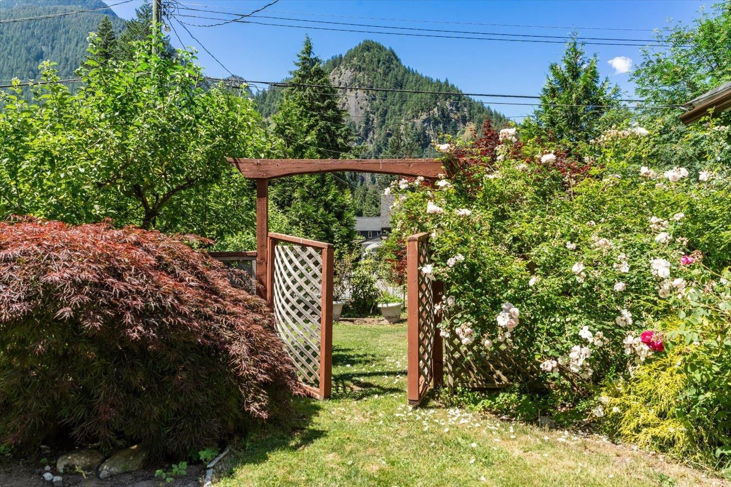 Listing Image 10
