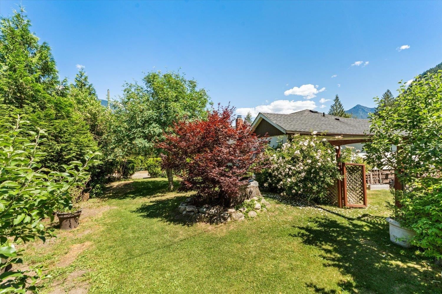 Listing Image 9
