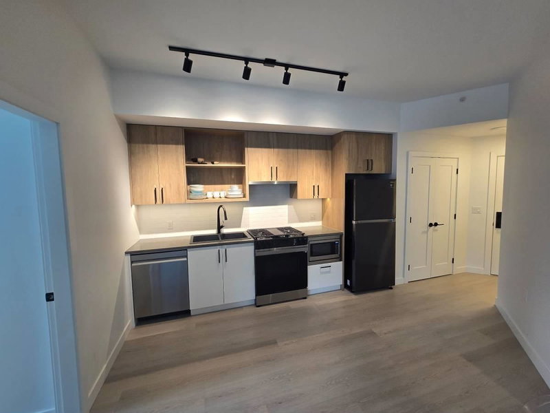 104 - 1100 Clarke Road
