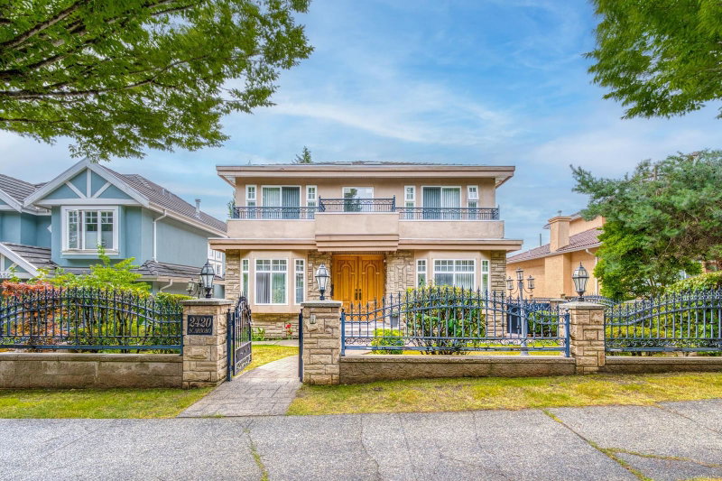 2420 Scarboro Avenue