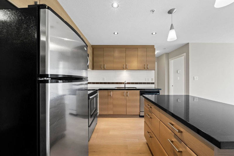 604 - 12079 Harris Road