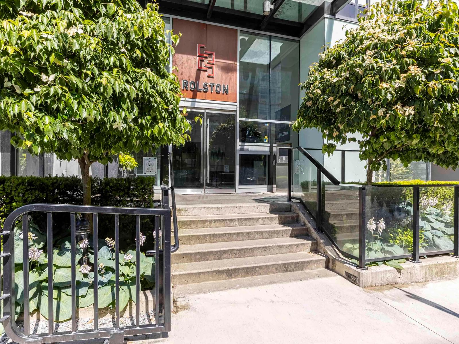 Listing Image 18