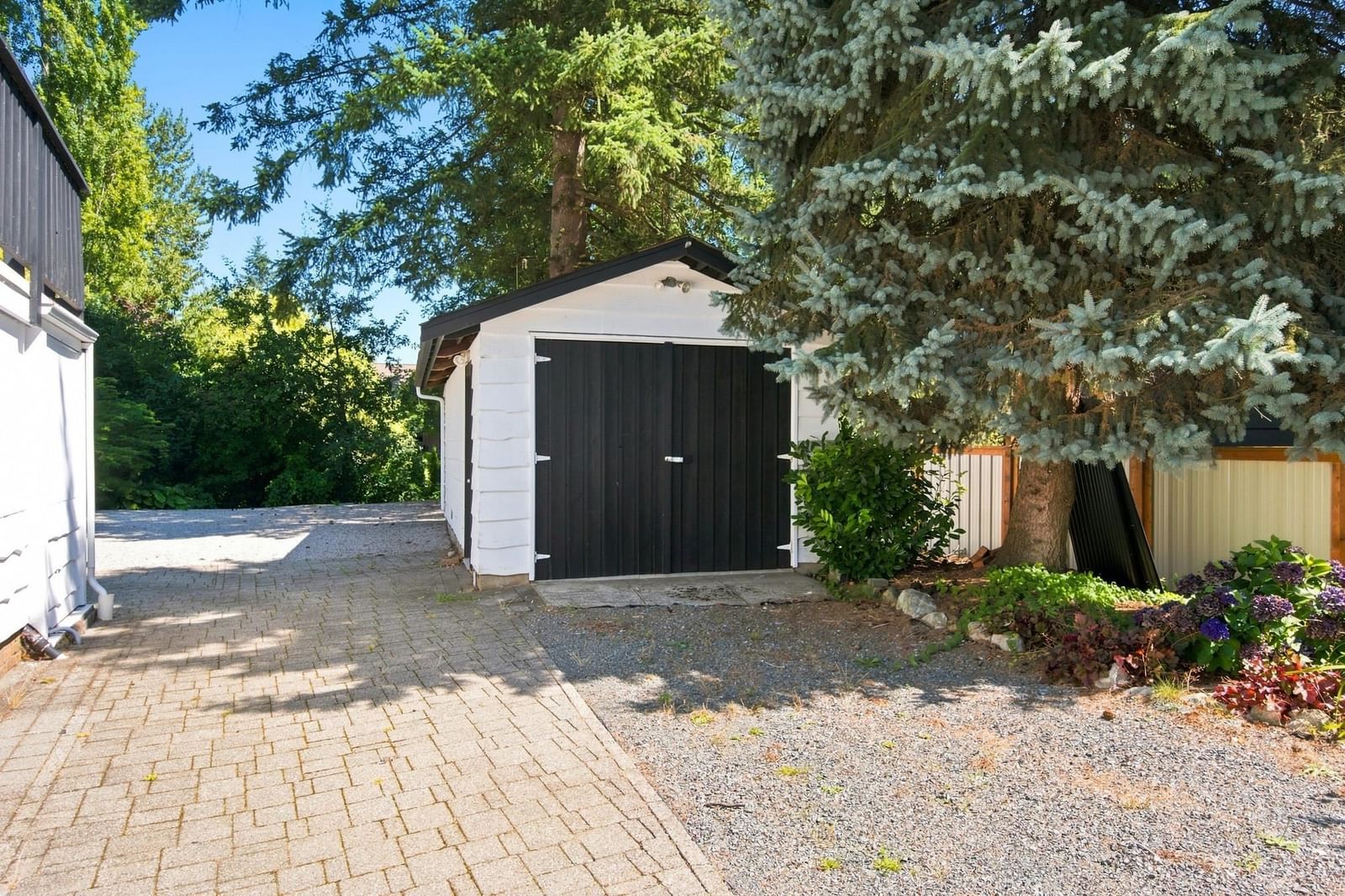Listing Image 30