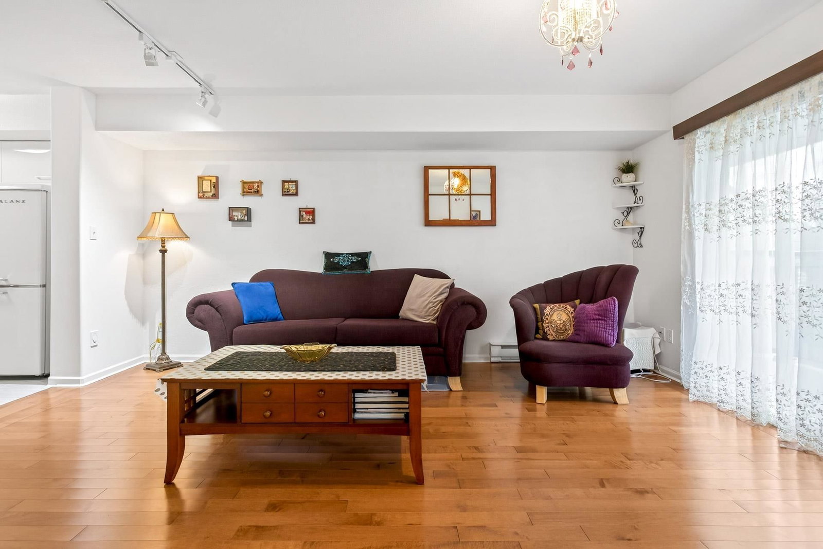 Listing Image 18