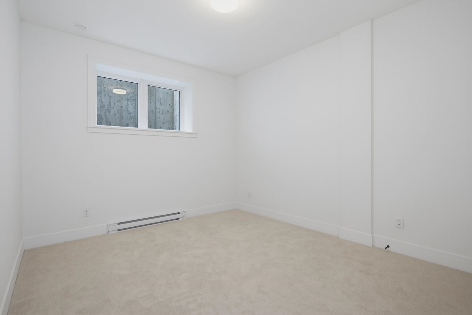 Listing Image 38