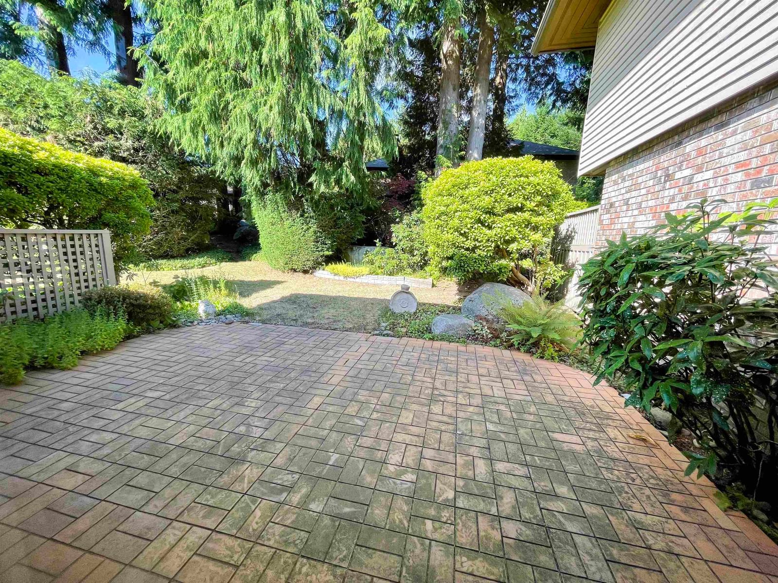 Listing Image 32