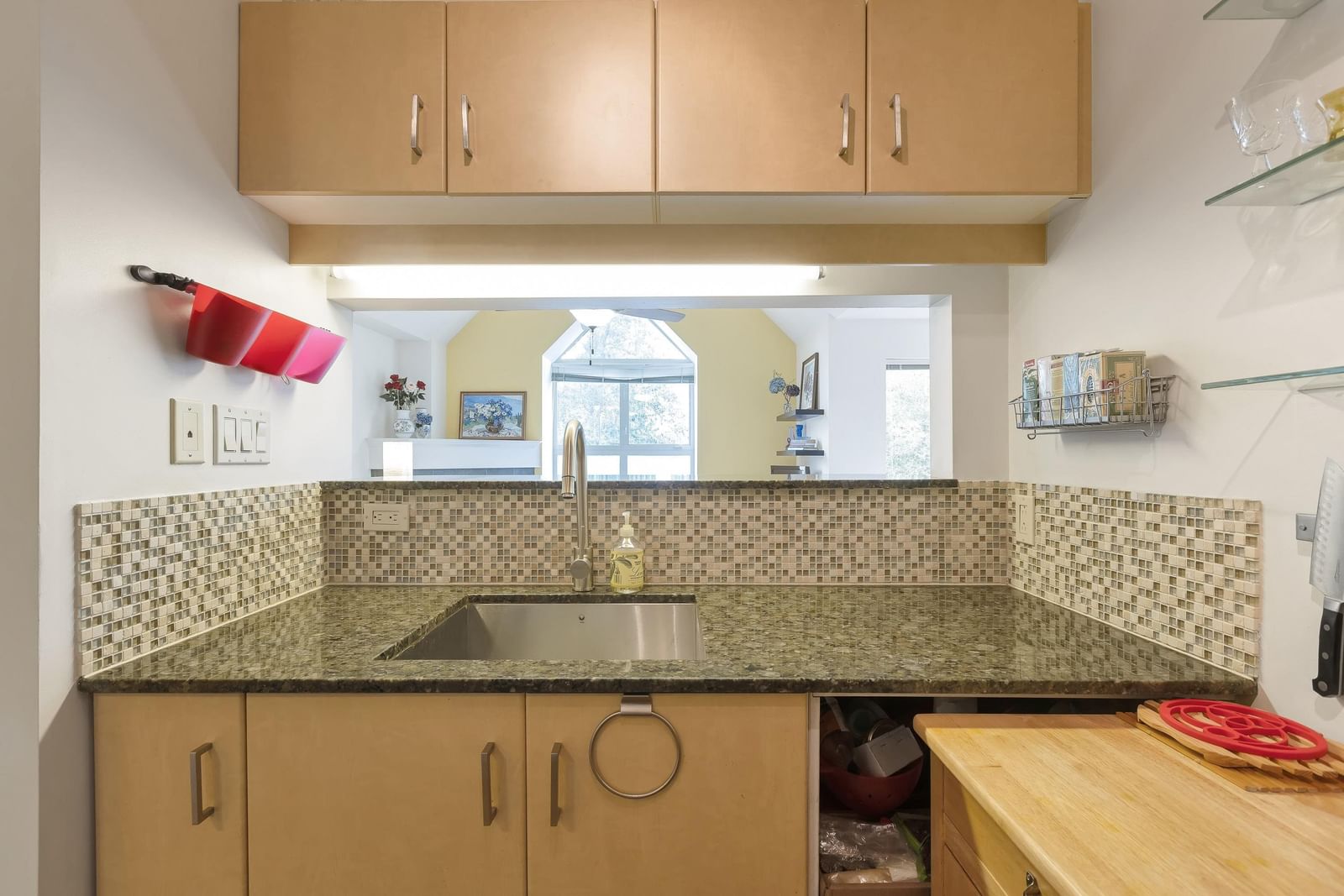 Listing Image 14
