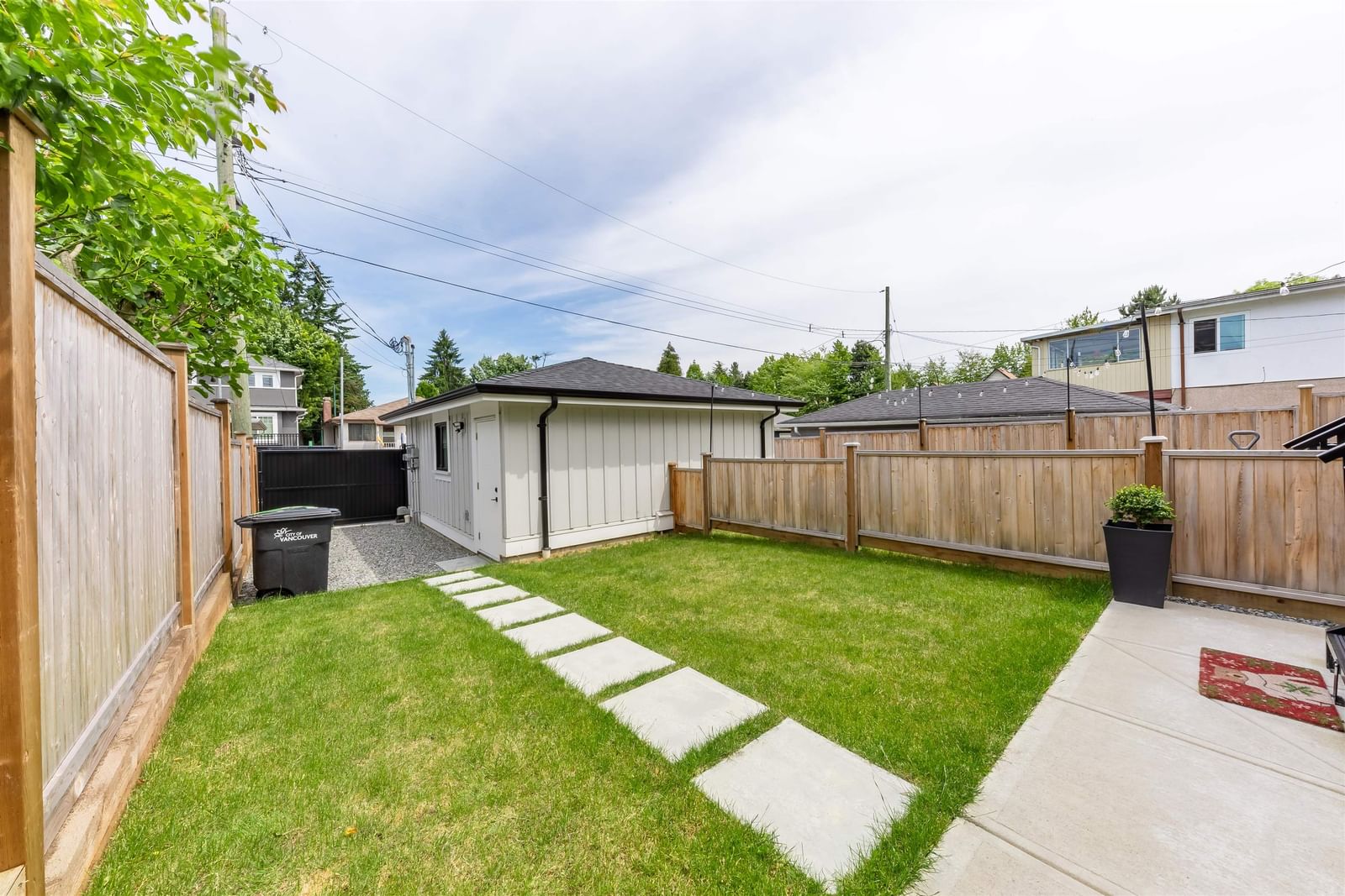 Listing Image 33