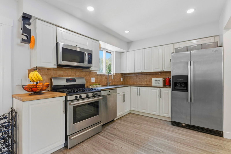 713 Appleyard Court