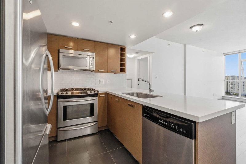 1810 - 8033 Saba Road