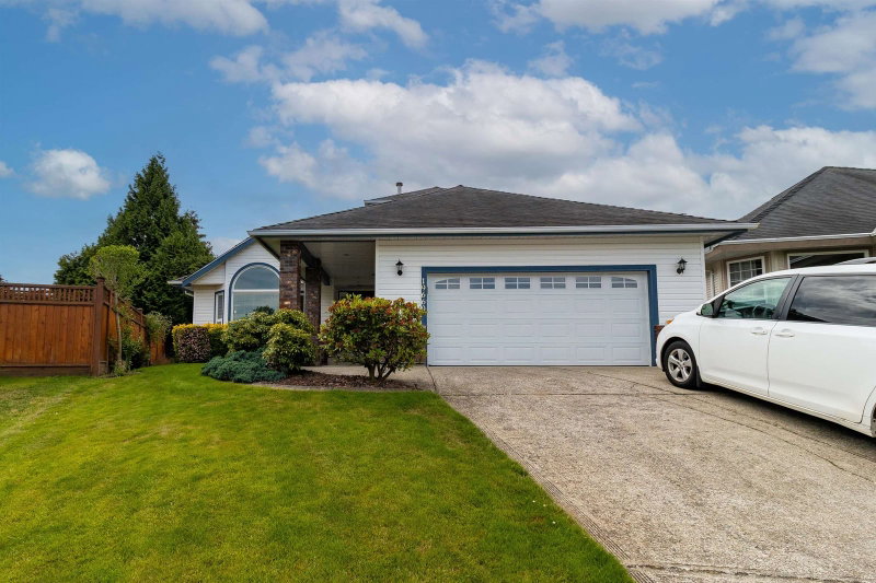 19660 Cedar Lane
