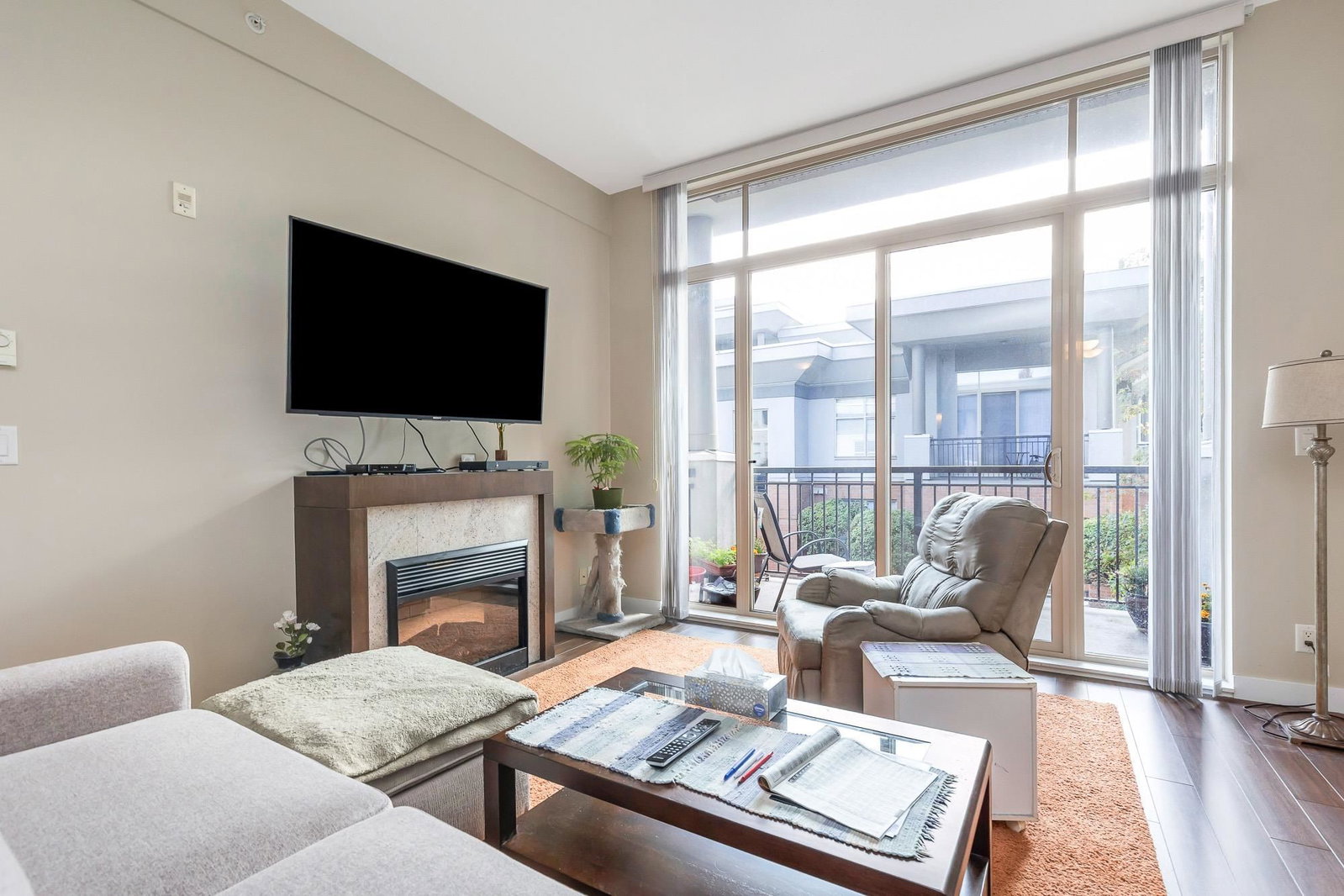 Listing Image 15