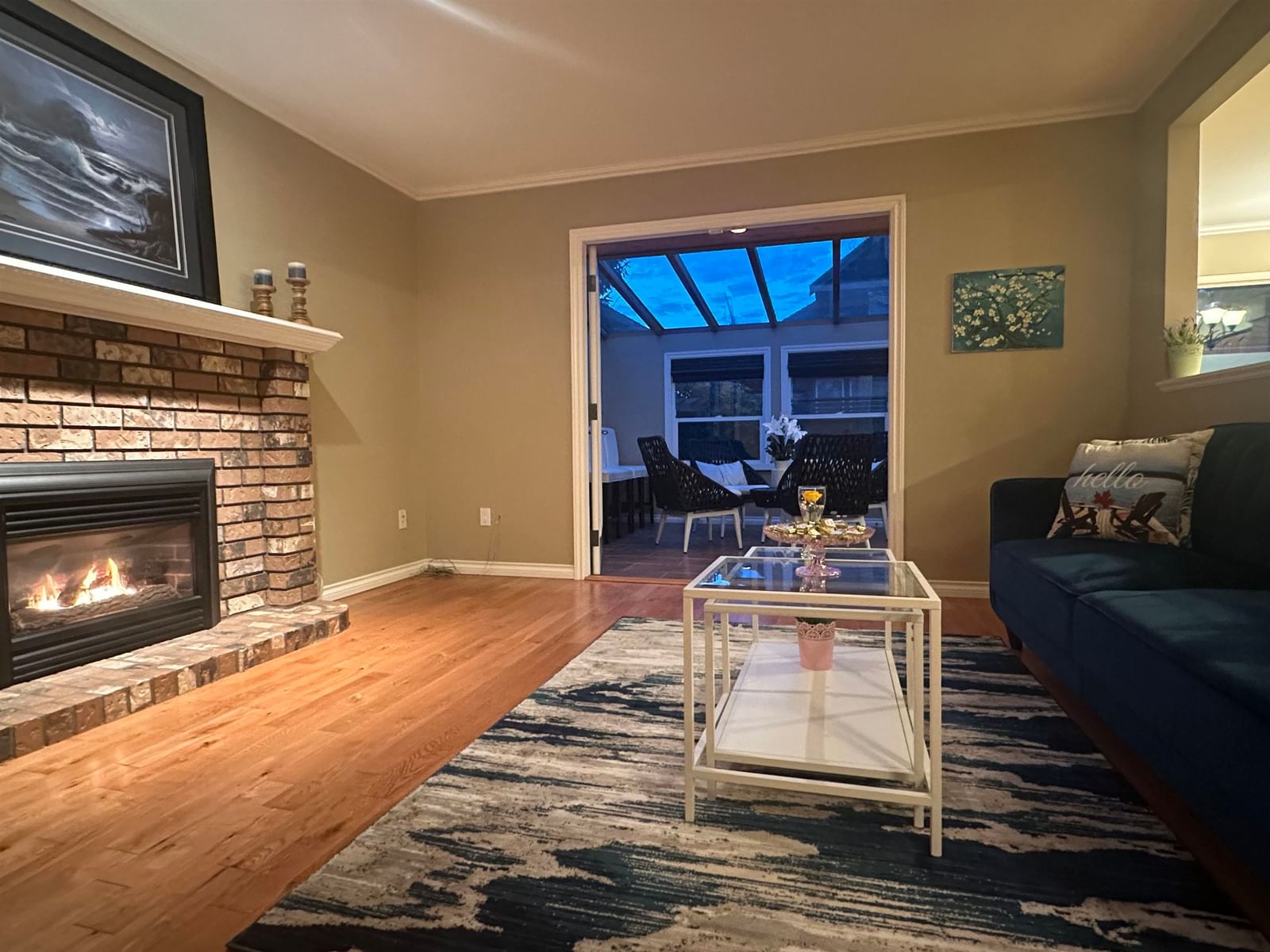 Listing Image 9