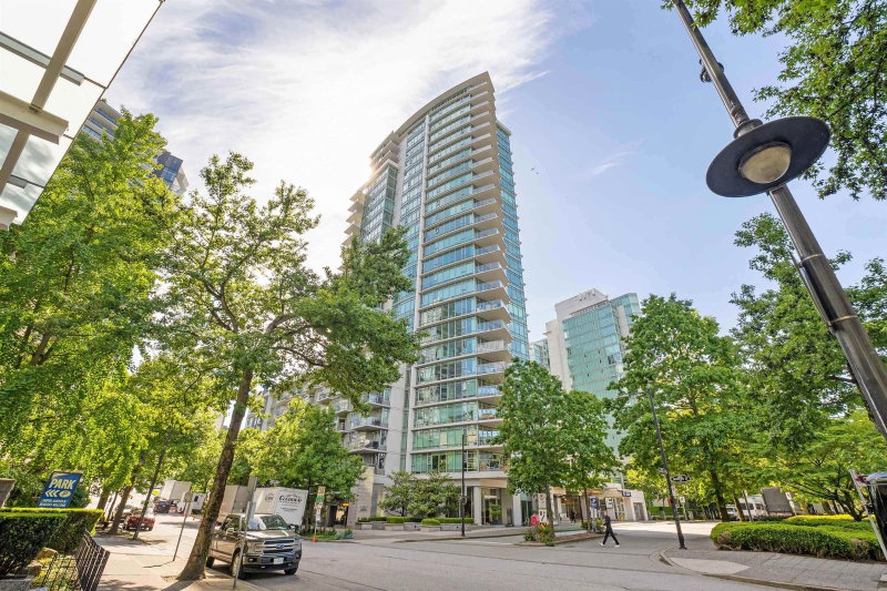 1904 - 1616 Bayshore Drive
