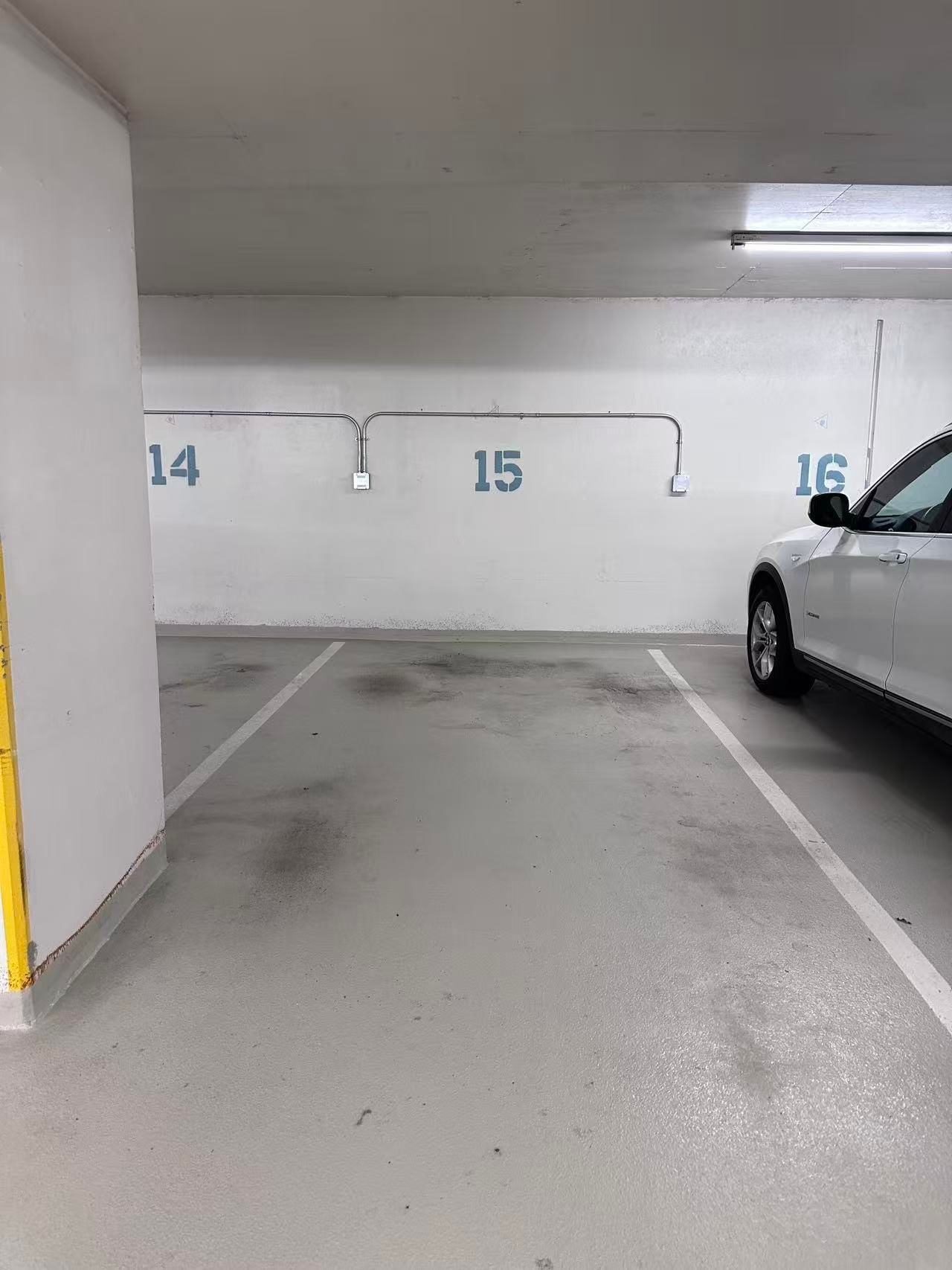 Listing Image 16