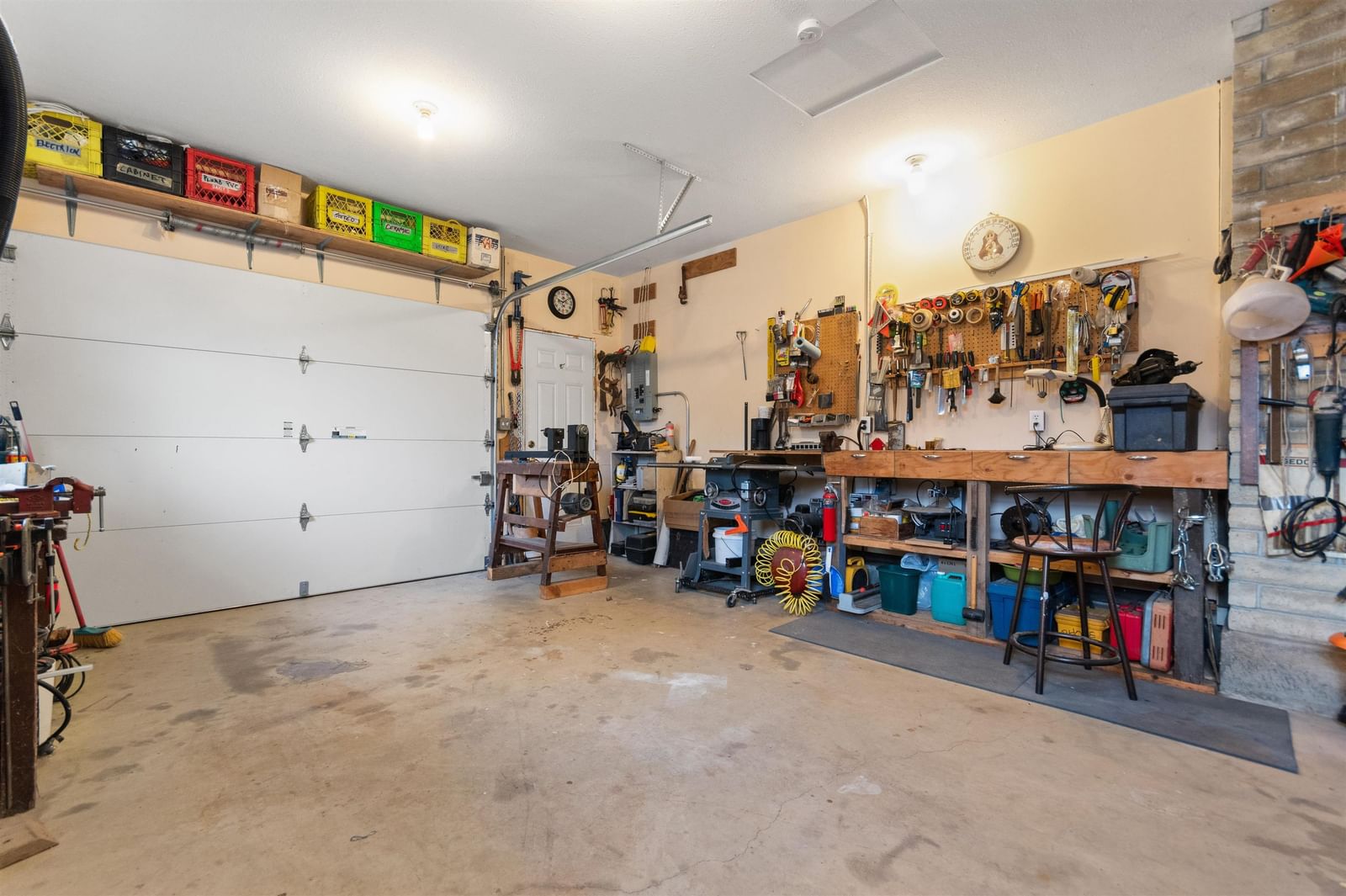 Listing Image 38