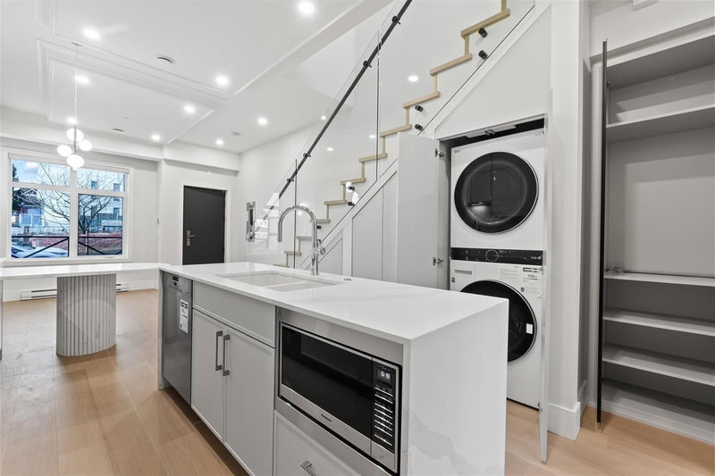1510 61st Avenue W